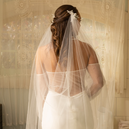 Adina Veil